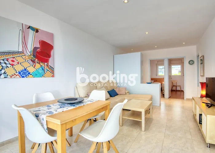 Kaminias Ii Per 4 Persones A Politur * Платья-де-Аро